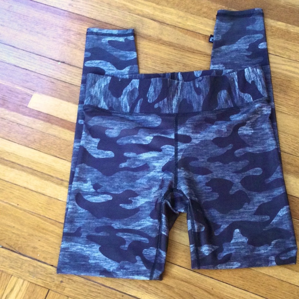 Terez brand camouflage leggings